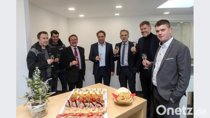 Spatenstich bei IGZ Erbendorf Bild: rw