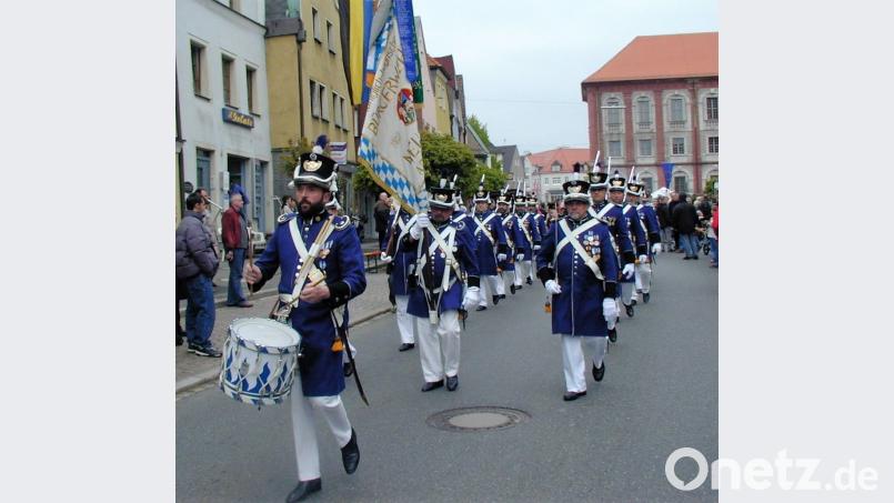 Die Uniform der Neustädter Bürgerwehr ist die Originalnachbildung aus der Zeit der Königlich-Bayerischen Herrschaft. Archivbild: cr