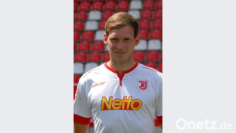 Sven Kopp hat&#039;s nicht nur mit den Füßen drauf. Der Regionalligaspieler der SpVgg Bayreuth glänze auch mit den Findern an der Konsole. Bild: gb