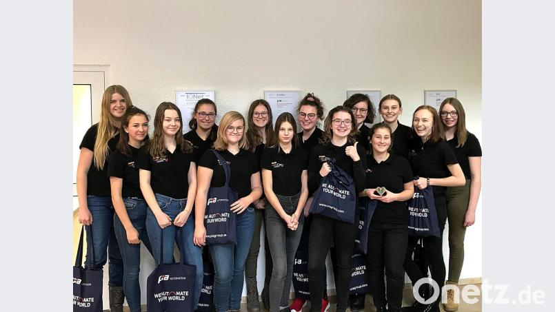 Ein Herz für die Technik: Besuch bei PIA-Automation. Bild: Peter Ringeisen/exb