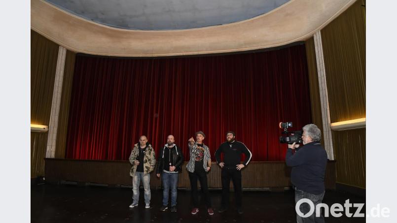 Bild: Hartl
Film-Premiere Roadmovie über Amberger Band Special Gue$t Bild: Petra Hartl