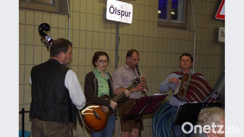 Dieses im Gerätehaus deponierte Warnschild gab dem Musikquartett schnell seinen Namen. Bild: mmj