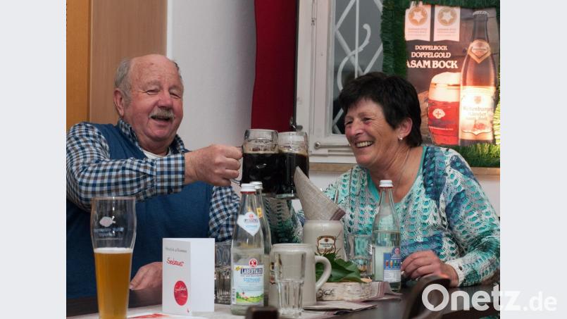 „Prost, prost, prost – dass d’ Gurgel niat varost.“ Bild: sön