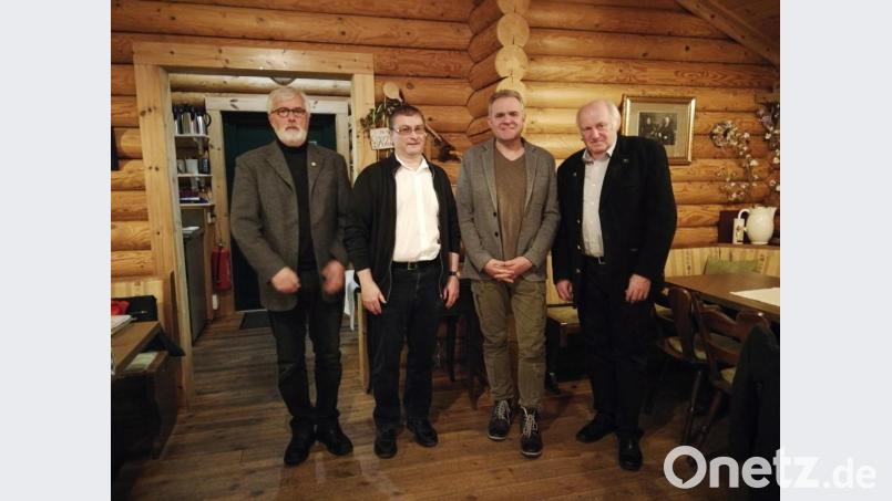 Der neu gewählte Vorstand des Kreisverbandes Schwandorf setzt sich zusammen aus (von links) Rudolf Boritzka, Franz Heininger, Bernhard Jobst und Christian Benoist. Bild: gab
