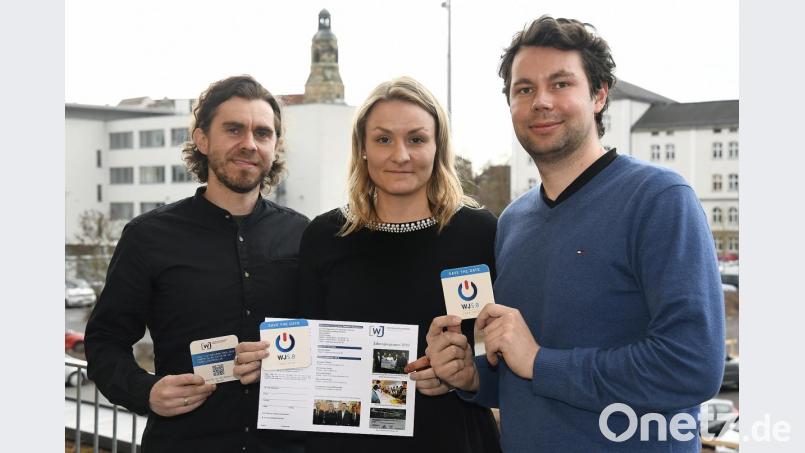 Das Führungstrio der Wirtschaftsjunioren Amberg-Sulzbach (von links): Stefan Mühleisen, Cornelia Fehlner und Nicolas Strobl. Bild: Petra Hartl