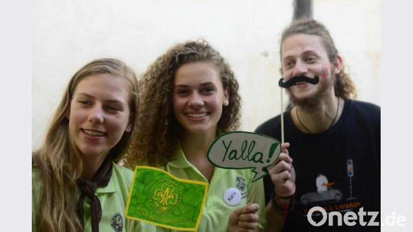 Im vergangenen Jahr hatten die Jugendlichen beim Internationalen Jugendaustausch in Israel viel Spaß in der Fotobox. Bild: Evangelische Jugend