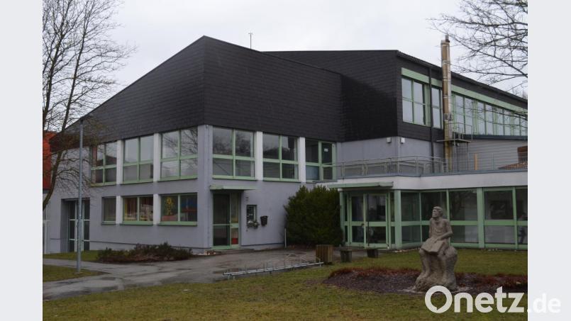 Die Turnhalle in Bechtsrieth wird energetisch saniert. Dafür stehen im Haushalt Mittel bereit. Bild: fz