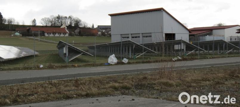 Das Industriegebiet West zwischen der Ostmarkstraße und der Ortschaft Hof ist fast vollständig belegt. Deshalb will die Stadt in der Gemarkung Hof neue Industrieflächen ausweisen. Bild: kö