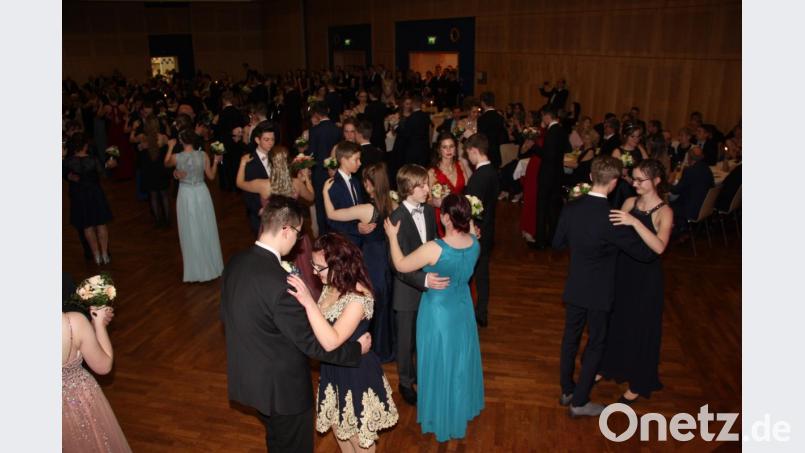 Der erste Walzer Bild: adj