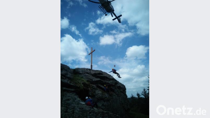 Die Bergwacht startet ihre Ausbildungssaison am 24. März am Wildenstein in der Gemeinde Teunz. Interessierte sind willkommen. Bild: exb/Dieter Güll