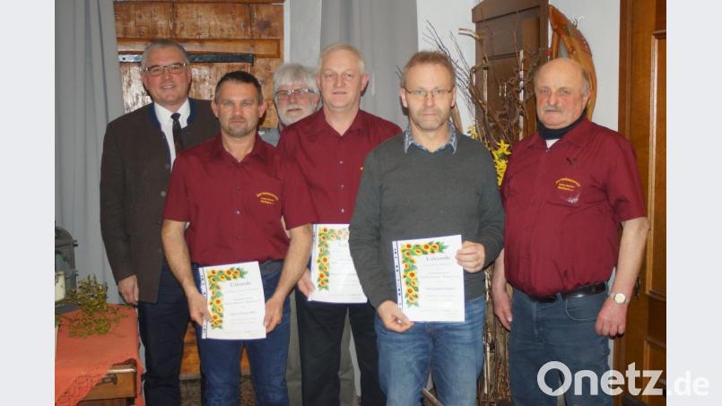 Bei der Versammlung der „Hobby Rancher“ wurden zahlreiche Mitglieder für ihre langjährige Vereinszugehörigkeit und Funktionärstätigkeit geehrt. Bild: slh