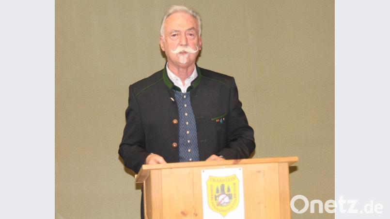 OSB-Präsident Franz Brunner berichtete in der Gauversammlung von der Waffenrechtsnovelle. Bild: dl