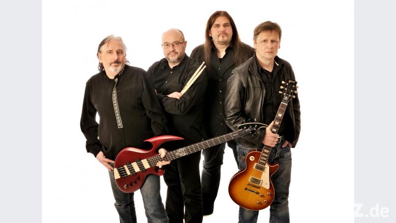 Ob "Immigrant Song", "Ramble On", "Kashmir", "Whole Lotta Love" oder "Stairway To Heaven" - die Band "Zepp-In" spielt in Murphy's Pilspub alle großen Hits von "Led Zeppelin". Bild: exb