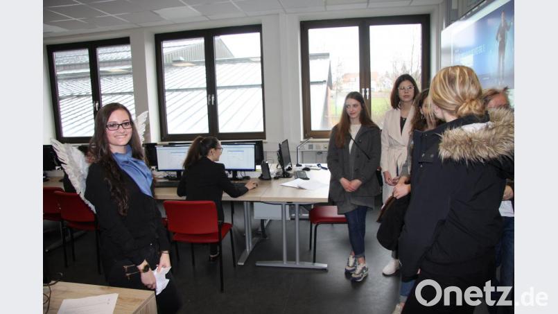 Selbstverständlich durfte man den Fachschülern beim Unterricht über die Schulter schauen. Bild: wro