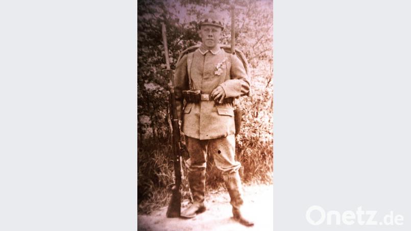 Peter Vollath als Soldat mit Vorderlader aus der Zeit des deutsch-französischen Krieges. Archivbild:  exb