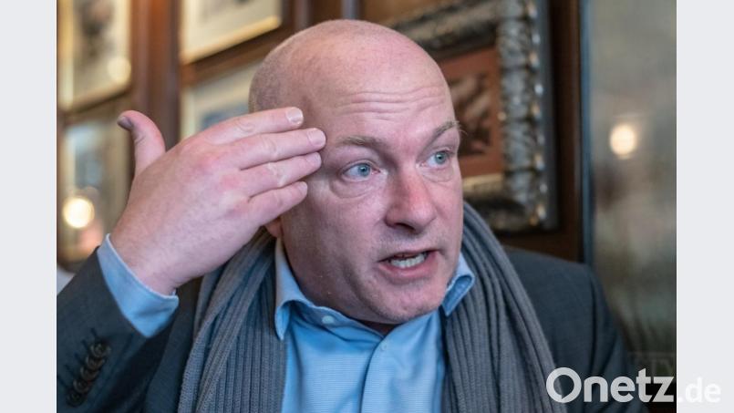 Joachim Wolbergs (SPD), suspendierter Oberbürgermeister von Regensburg. Archivbild: Armin Weigel/dpa