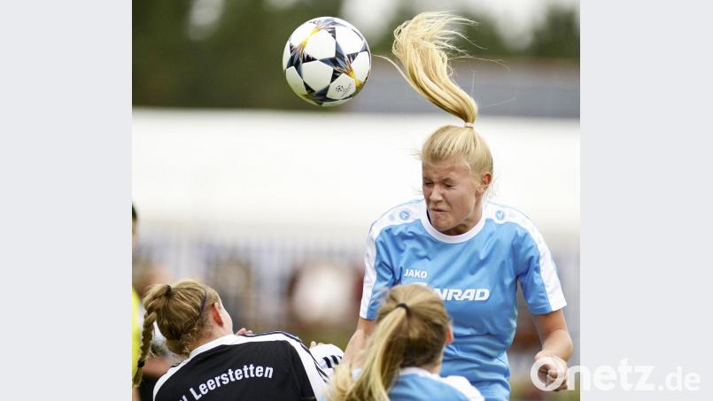 Im Hinspiel trennten sich der TSV Theuern (rechts Natalie Meier) und der SV Leerstetten 0:0. Bild: Ziegler