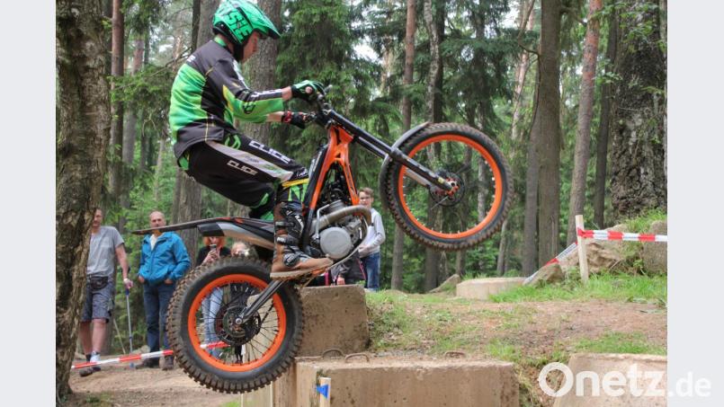 Der Trial-Sport ist beim MSC Stiftland Mitterteich ganz hoch angesiedelt. Unter dem Motto „Der Zeit voraus“ lädt der MSC am 28. April zu einen E-Trail-Schnupperkurs ein. Bild: kro