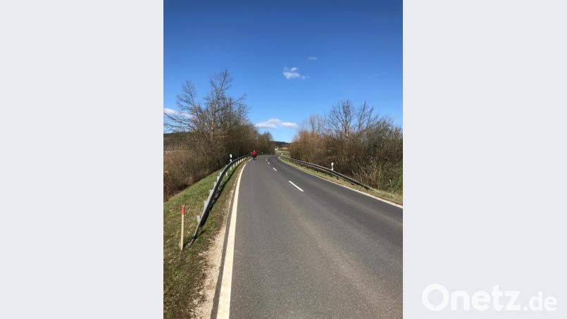 Ein straßenbegleitender Radweg wäre nach Meinung des Vilsecker Stadtrats eine optimale Lösung. Bild: e