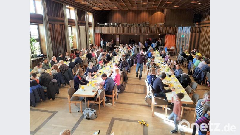 Viele Besucher waren zum 15. Familienfrühstück gekommen. Bild: exb