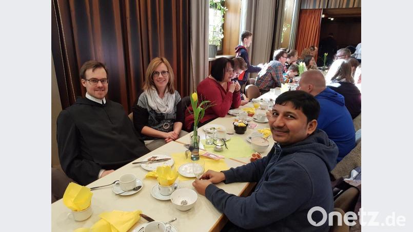 Familienfrühstück Bild: exb