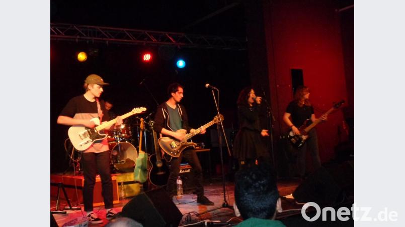 Rockmusik vom feinsten: Bei &quot;Fighting the Gravity&quot; wurde jeder automatisch zum Rock - Fan. Bild: jaf