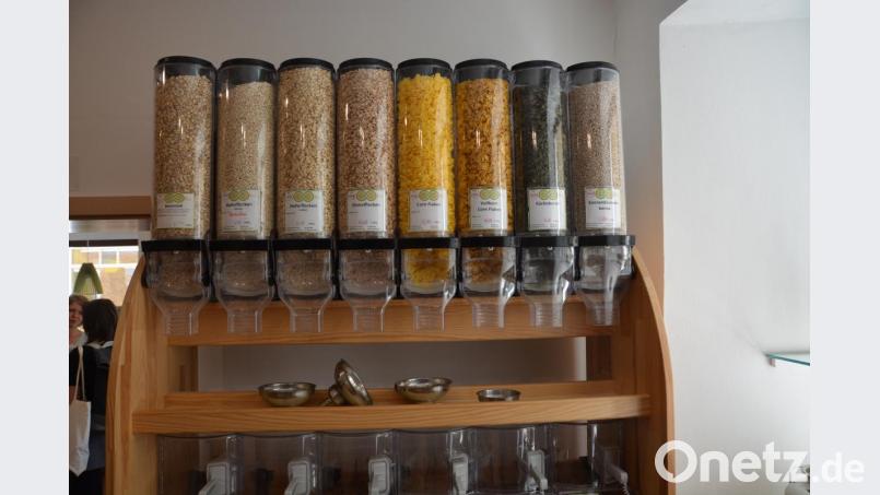 Im Regensburger Unverpackt-Laden gibt es Cornflakes und Kerne zum Abfüllen - in Gläser natürlich. Bild: ehi
