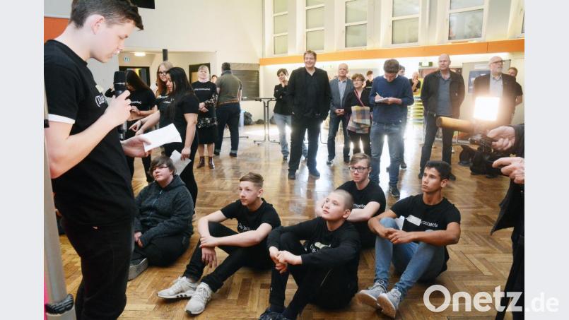 Das sind die Teilnehmer am Deutsch-Tschechischen Schulprojekt. Bild: Gabi Schönberger