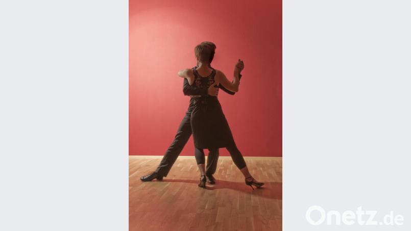 „Mach das mal eine Stunde – und du schwitzt ohne Ende“, sagt Alexander Vezard über den Fitnessfaktor des Tango Argentino. Doch dieser Tanz hat natürlich noch viel mehr zu bieten ... Bild: Argus – stock.adobe.com
