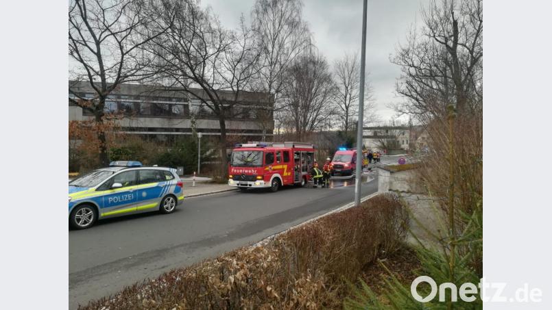 Brand an der Sigmund-Wann-Realschule in Wunsiedel Bild: @alexalt