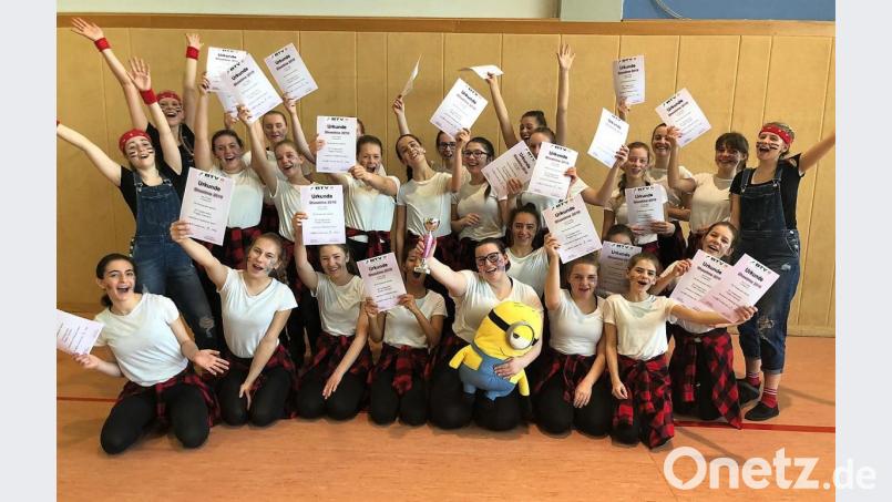 Die &quot;Freaky Dancers&quot; belegten den dritten Platz bei den Teens mit &quot;Evolution of Hip Hop&quot;. Bild: sne