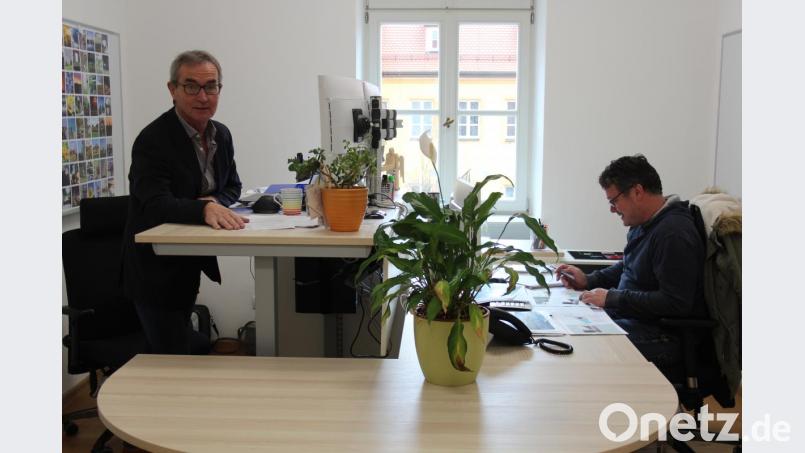 Im ersten Stock sind die meisten Büros schon fertig eingerichtet. Bild: stg