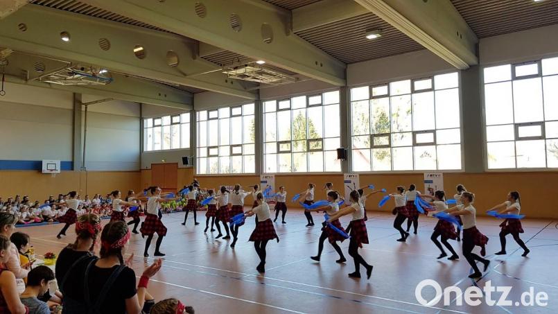 Die &quot;Freaky Dancers&quot; belegten den dritten Platz bei den Teens mit &quot;Evolution of Hip Hop&quot;. Bild: sne