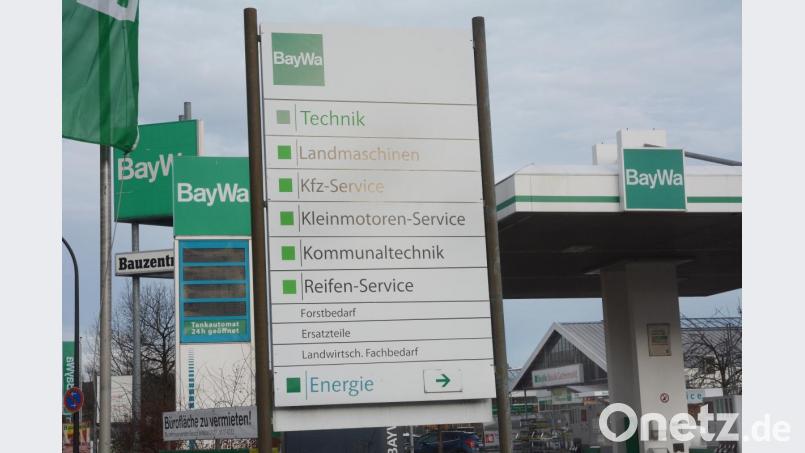 Die Baywa hat noch die Bereiche Technik, Agrar, Energie, Baustoffe sowie die Tankstelle vor Ort. Sie alle bleiben erhalten. Der Agrar-Bereich zieht nach Wernberg-Köblitz. Bild: Gabi Schönberger
