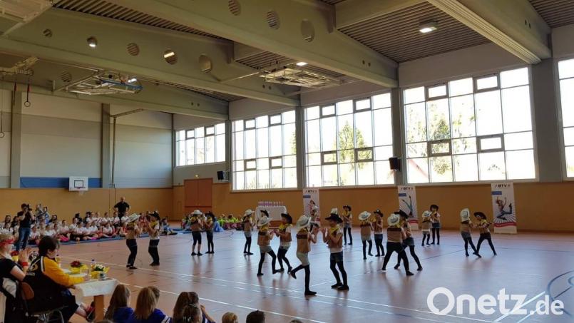 Die &quot;Little Dancers&quot; wurden mit &quot;Wilder Westen&quot; mit dem Sieg bei den Minis belohnt. Bild: sne