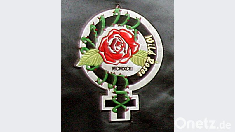 Das Club-Emblem – das Frauenzeichen mit einer blühenden Rose in der Mitte, von Dornen umrankt. Bild: lst