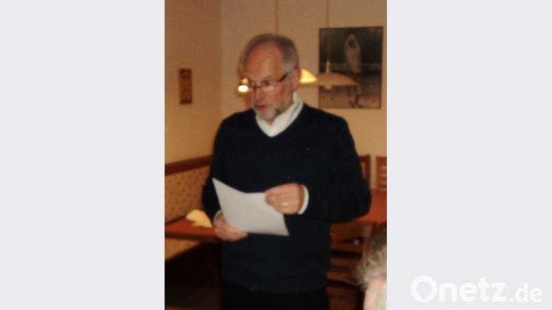 Wolfgang Laaths gab den sportlichen Bericht ab und wies auf das 60-jährige Jubiläum hin. Bild: ksi