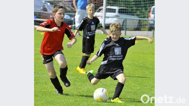 Die Änderungen bei den jüngsten Fußballern sollen deren Spielfreude wieder in den Vordergrund rücken. Positionsspiel und Taktik stehen erst in älteren Jahrgängen auf dem Trainingsplan. Bild: zg