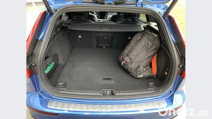Volvo V60 T5 R-Design Bild: Michael Ascherl