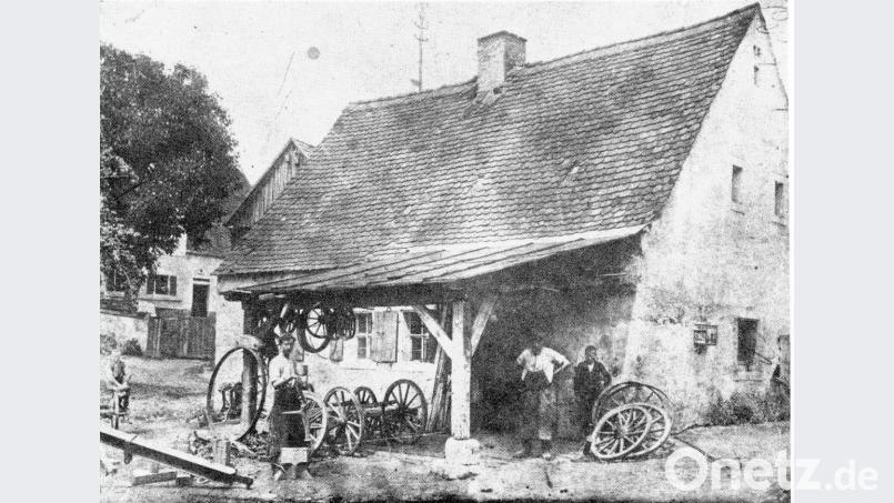 Die gemeindliche Dorfschmiede in Atzmannsricht. Bild:  exb/„Der Eisengau“, Band 33