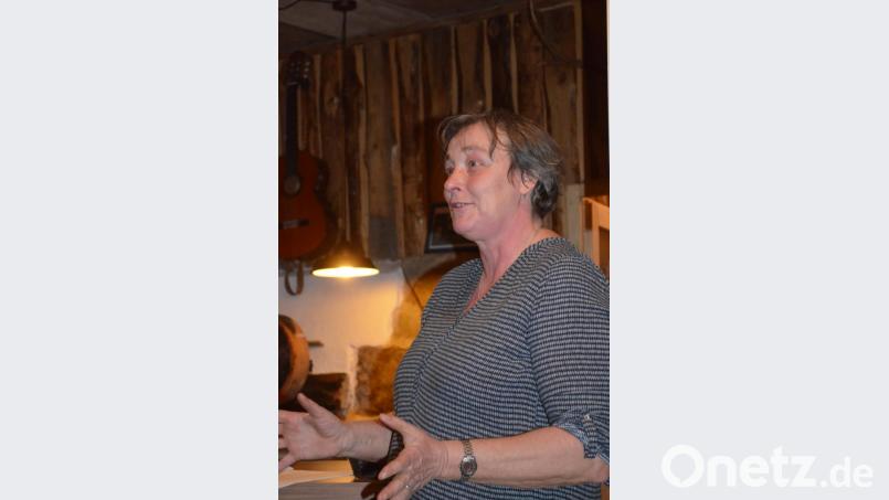 Der Biene widmet sich Erika Brandl bei ihrem Vortrag. Bild: fz