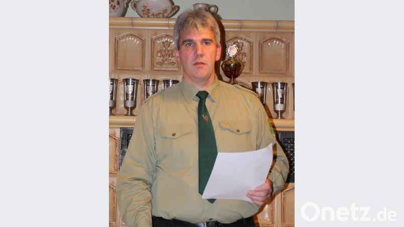 Vorsitzender Wolfgang Raps berichtet von einem äußerst erfolgreichen Jahr für die Kastler Schützen. Bild: rpp