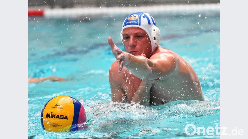 Am 13. April beginnt für die Weidener Wasserballer (im Bild Andreas Jahn) der Kampf um den Klassenerhalt. Bild: af