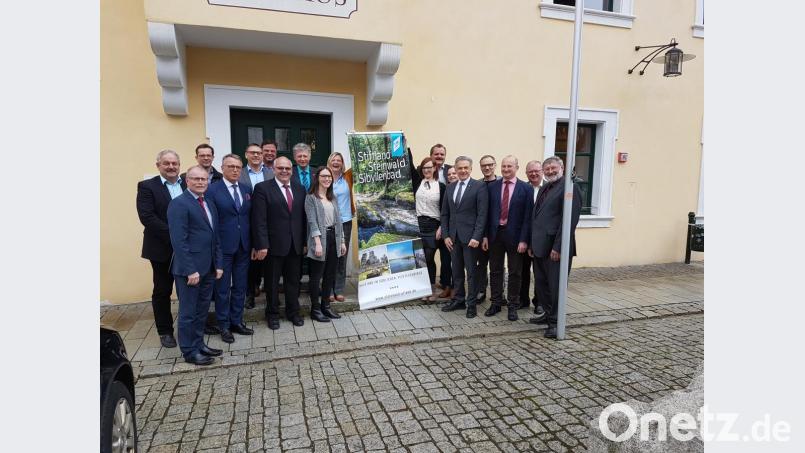 Die Mitgliedsgemeinden der Ikom Stiftland haben neue Werbebanner angeschafft. Bild: exb