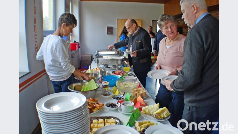 Beim Brunch der KLJB Wernersreuth griffen die Gäste gern zu Bild: enz