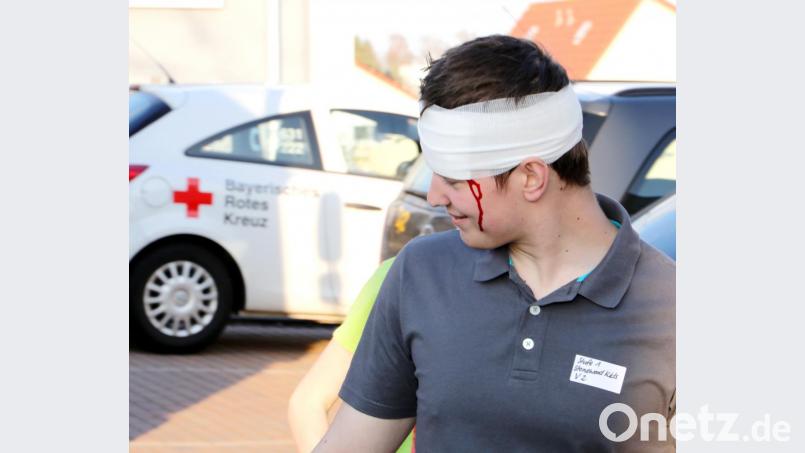 Die Verletzten wurden hervorragend geschminkt. Bild: njn