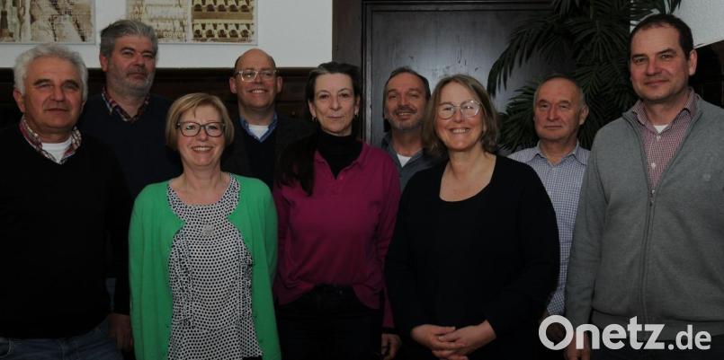 Sie bilden den Vorstand des Ortsverbandes Eisberg (von links): Walter Sperlich, Manfred Rauscher, Gertraud Neiswirth, Helmut Weigl, Susanne Pirzer, Klaus Etzold, Andrea Widder, Alois Haitzmann und Stefan Prüfling. Bild: gf