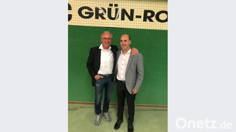 Marcelo Matteucci (rechts) beerbt Harald Lohse als neuer Vorsitzender des TC Gründ-Rot. Bild: pmö