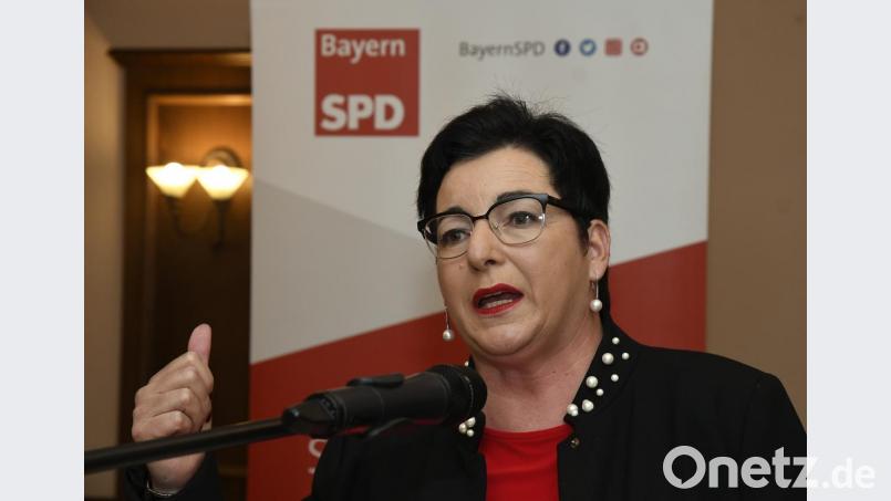 SPD-Fraktionsvorsitzende Birgit Fruth kritisiert Oberbrürgermeister Michael Cerny. Fruth tritt 2020 als OB-Kandidatin an. Bild: Petra Hartl