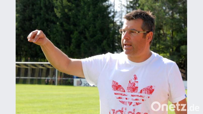 Thorsten Meier ist auf seiner Abschiedstour als Trainer des SV Steinmühle. Bild: gb